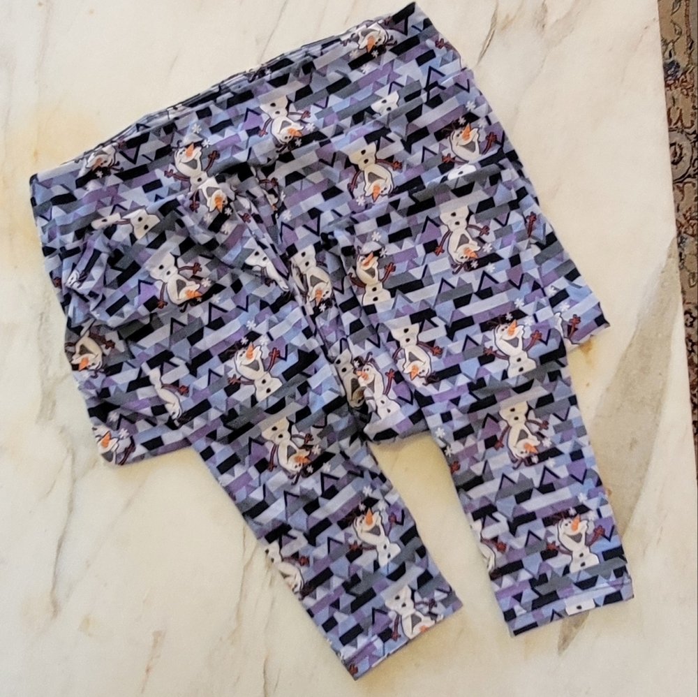 RARE! Disney Olaf Snowmen FROZEN Patterned Leggings -Tall & Curvy